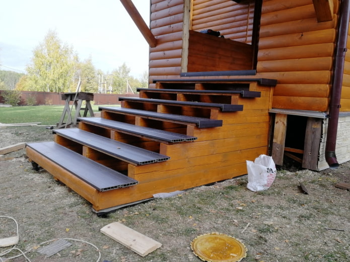 ступени из древесно-полимерного композита ступени из древесно-полимерного композита