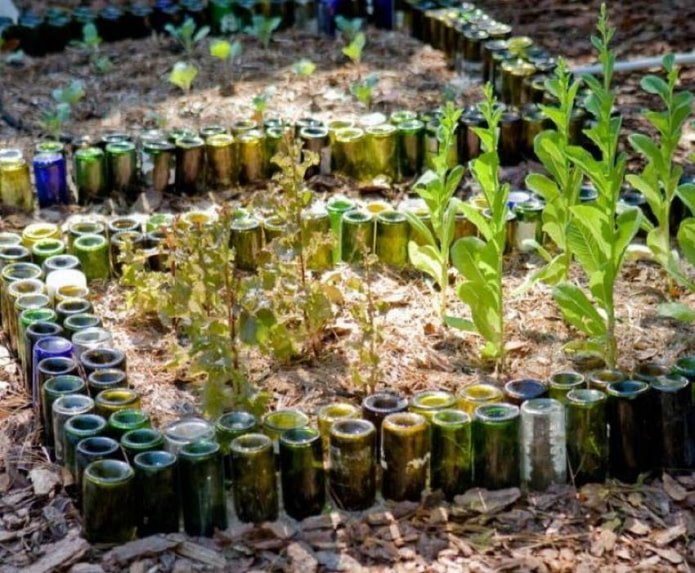 ограждение из бутылок ограждение из бутылок