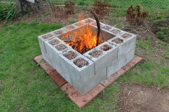 Очаг из шлакоблоков Очаг из шлакоблоков