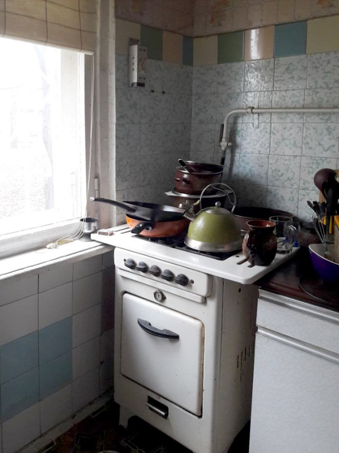 Кухня до ремонта Кухня до ремонта