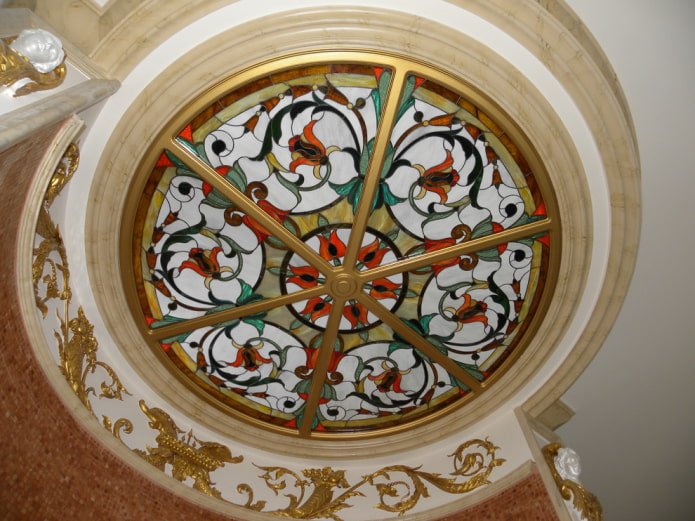 круглая витражная конструкция круглая витражная конструкция